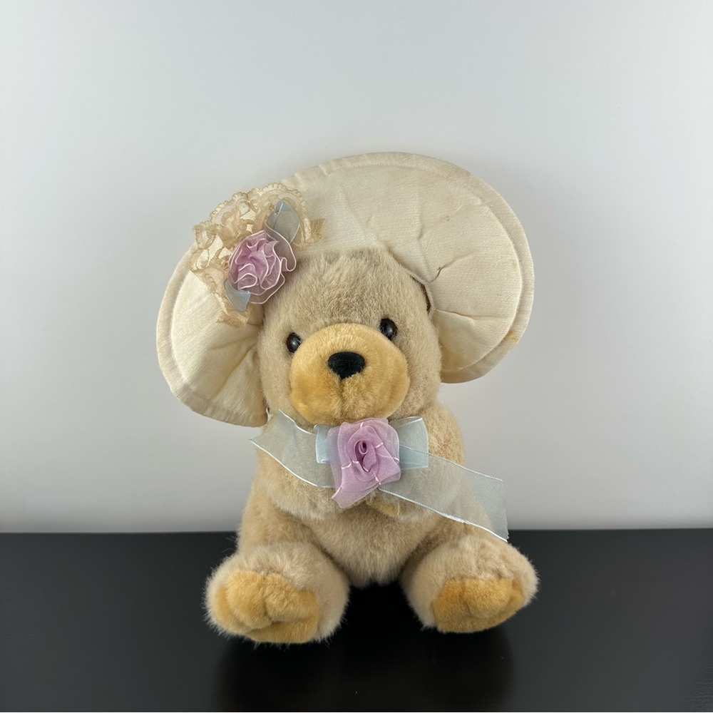 Vintage Dan Dee Teddy Bear Plush Stuffed Animal Beige Flower Hat Lace 11”